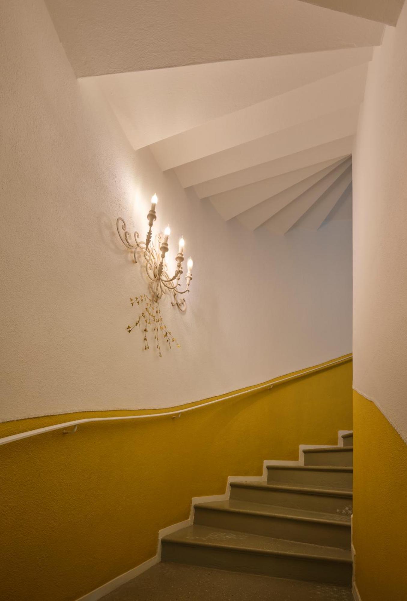 Casa Mileti Bed and Breakfast Vercurago Exteriör bild