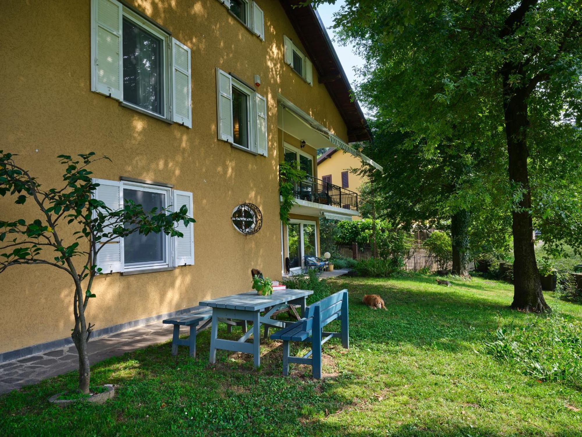 Casa Mileti Bed and Breakfast Vercurago Exteriör bild